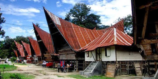 Wisata Rumah Adat Batak Di Sumatera Utara